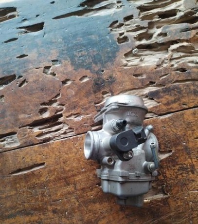 suziku-gixxer-monotone-carburetor-big-3