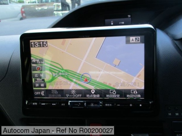 esquire-gi-sunroof-moonroof-non-hybrid-purrple-2019-big-3