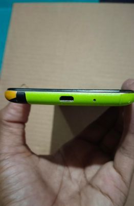 xiaomi-redmi-6a-216-used-big-1