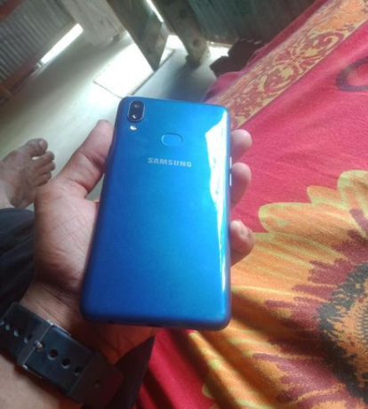 samsung-galaxy-a10s-used-big-0