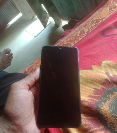 samsung-galaxy-a10s-used-big-2