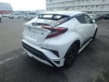 toyota-chr-2018-small-1