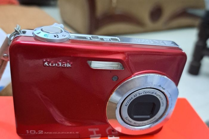 kodak-easy-share-c180-big-0